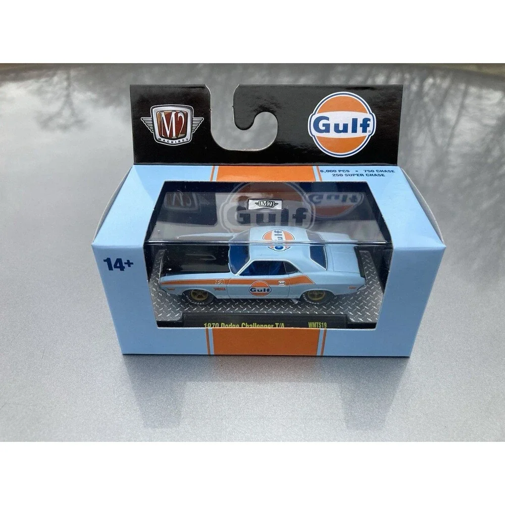 M2 Machines 2025 Walmart Gulf 1970 Dodge Challenger T/A WMTS19 25-19